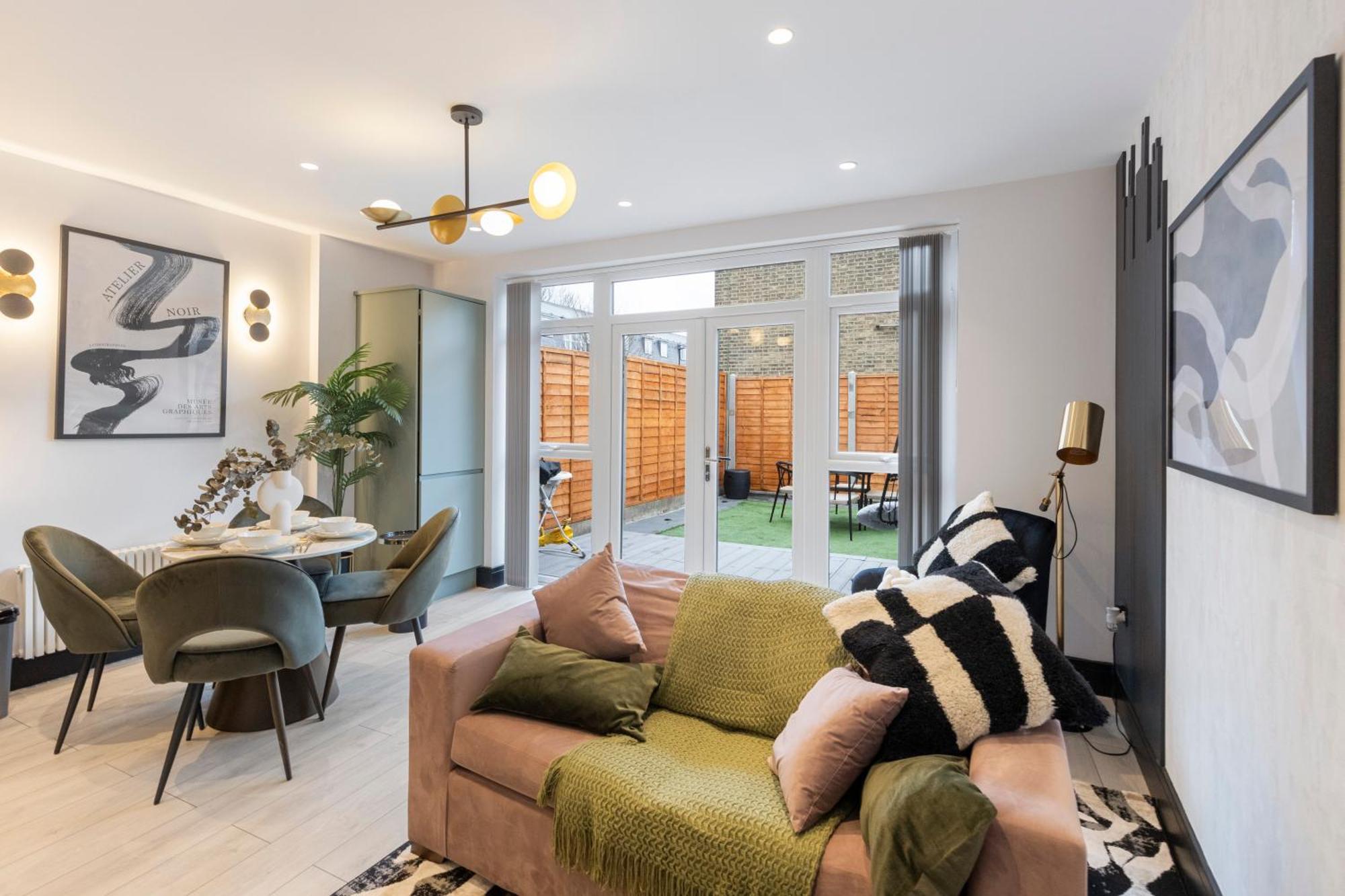 Ferienwohnung Unwind In Style 2Br With Cozy Backyard For Groups London Exterior foto